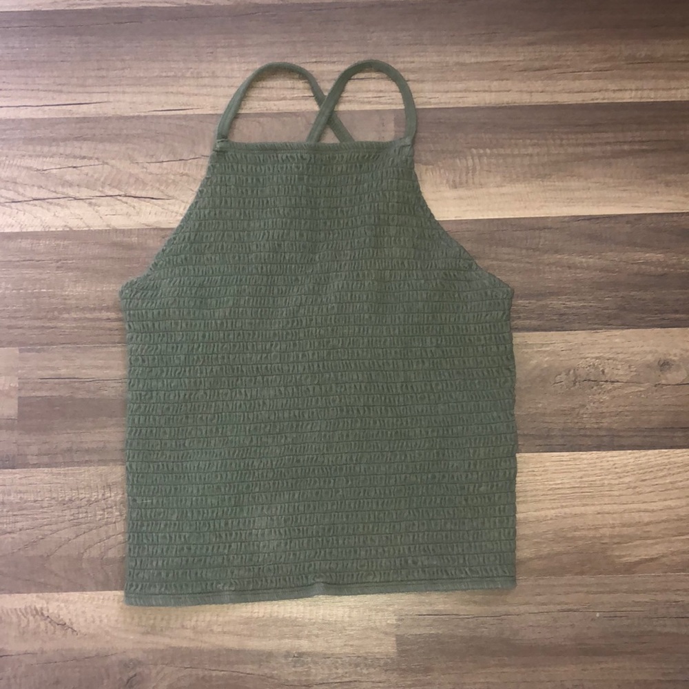 Hollister cross back